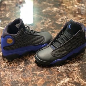 Jordan Retro 13s “Hyper Royal” Never worn.